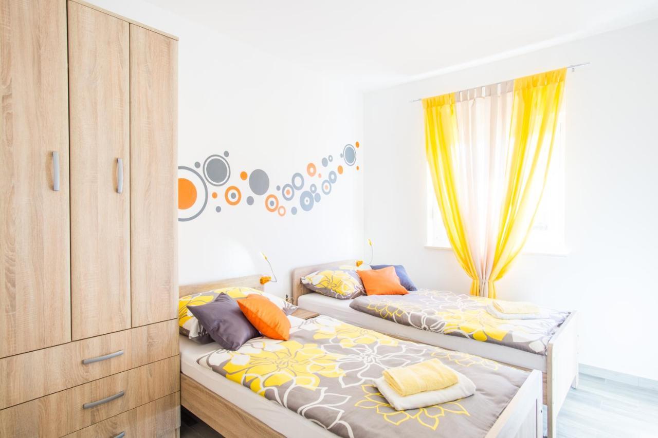 Апартаменти Casa Matea - 90 M From The Sea, New Private Swimming Pool Пула Екстер'єр фото