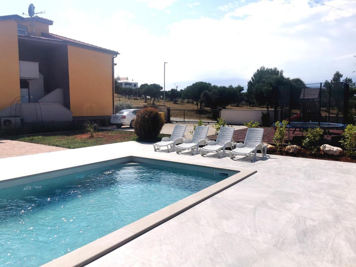 Апартаменти Casa Matea - 90 M From The Sea, New Private Swimming Pool Пула Екстер'єр фото