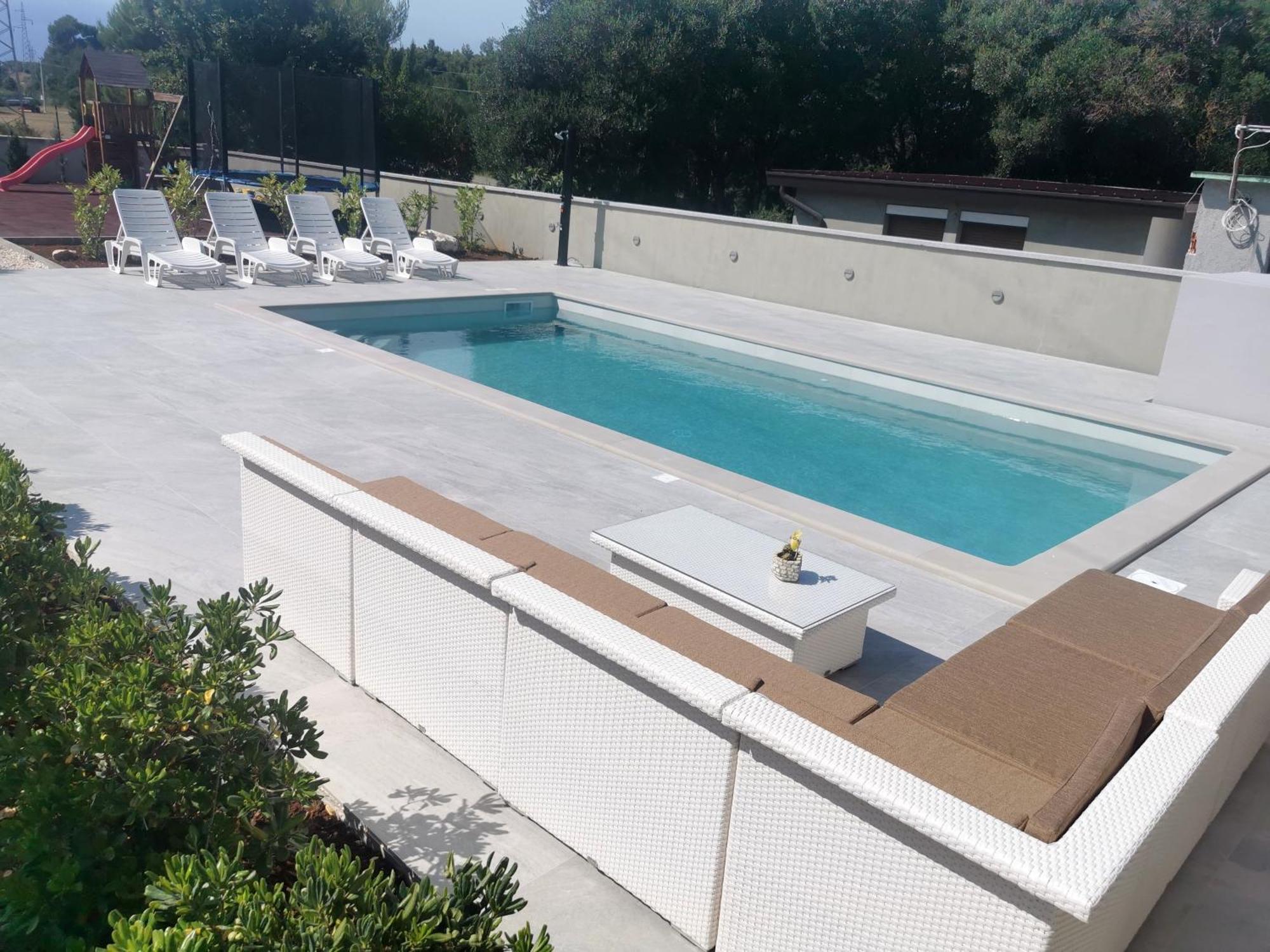 Апартаменти Casa Matea - 90 M From The Sea, New Private Swimming Pool Пула Екстер'єр фото